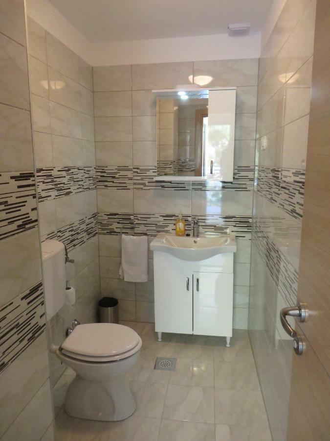 Luka Apartments 비오그라드나모루 외부 사진