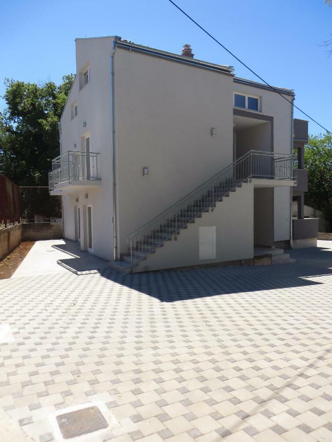 Luka Apartments 비오그라드나모루 외부 사진